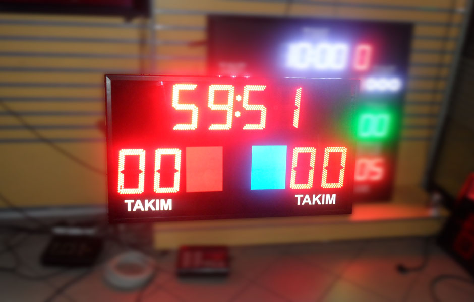 Profesyonel Renkli Takımlı Halısaha Skorbord Ürünleri